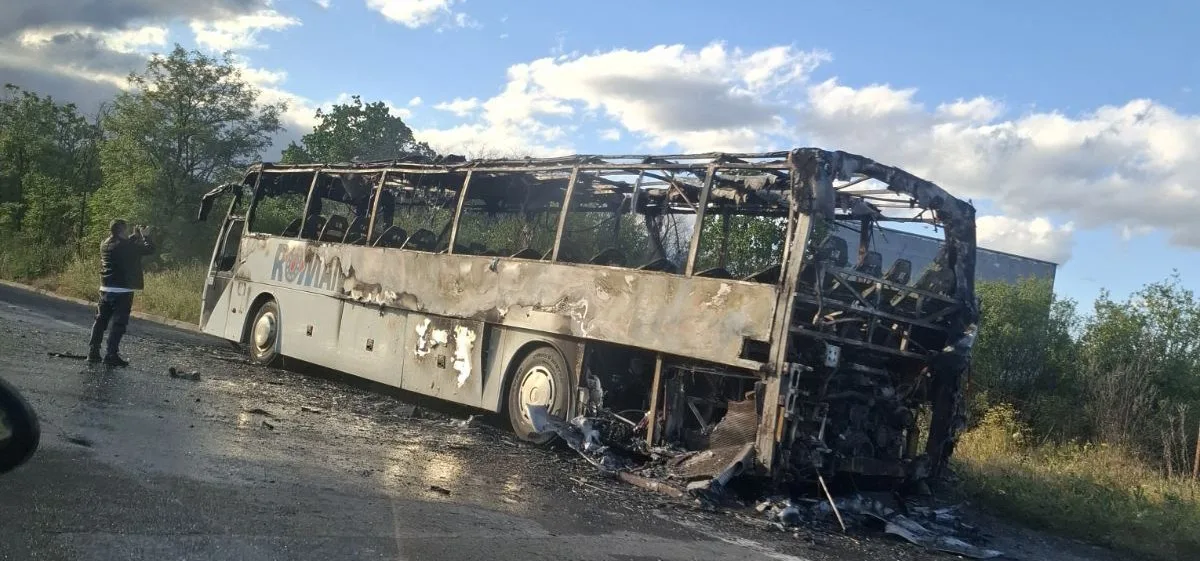 zapalen-avtobus.webp