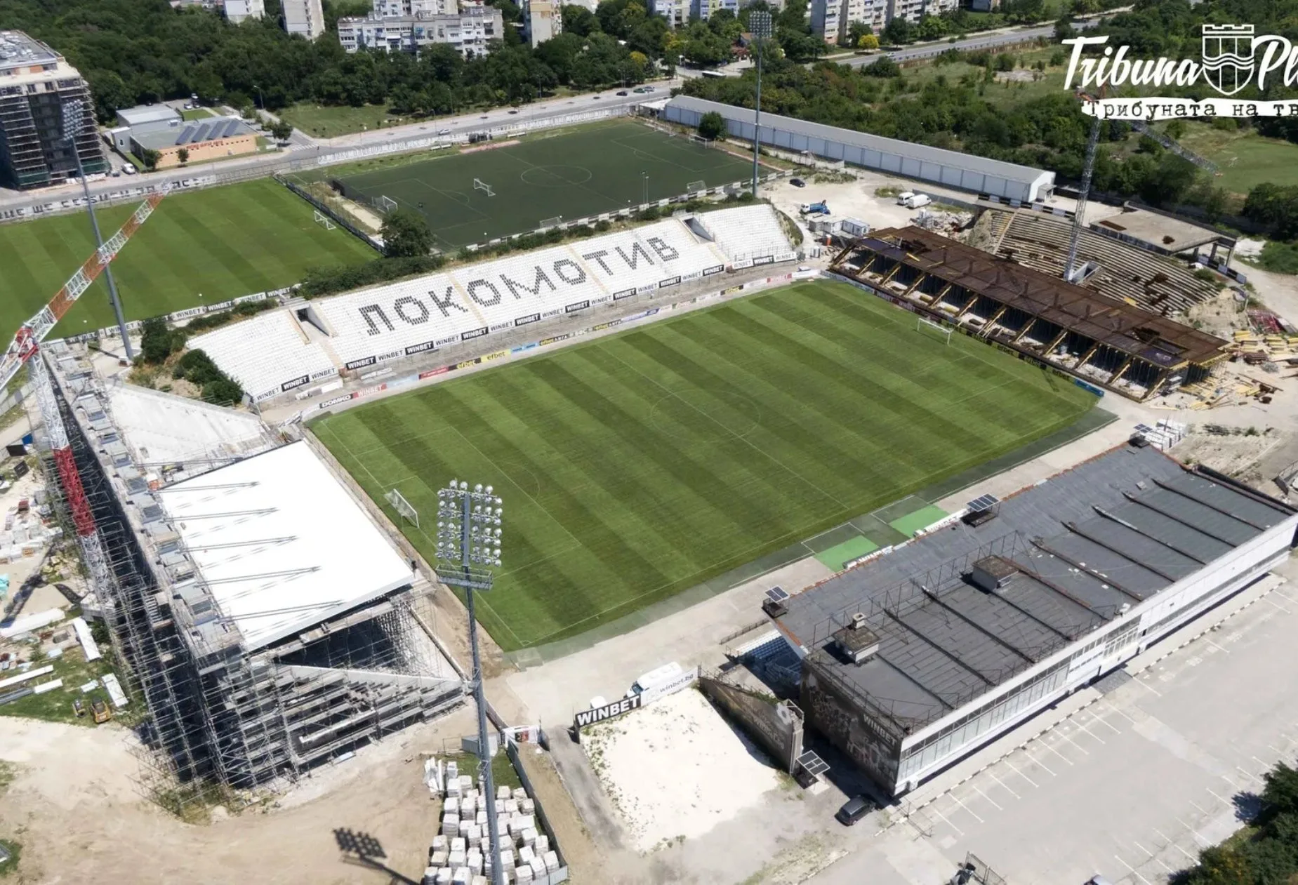stadionlokomotivplovdiv-63c6463e4ac45130730113.webp