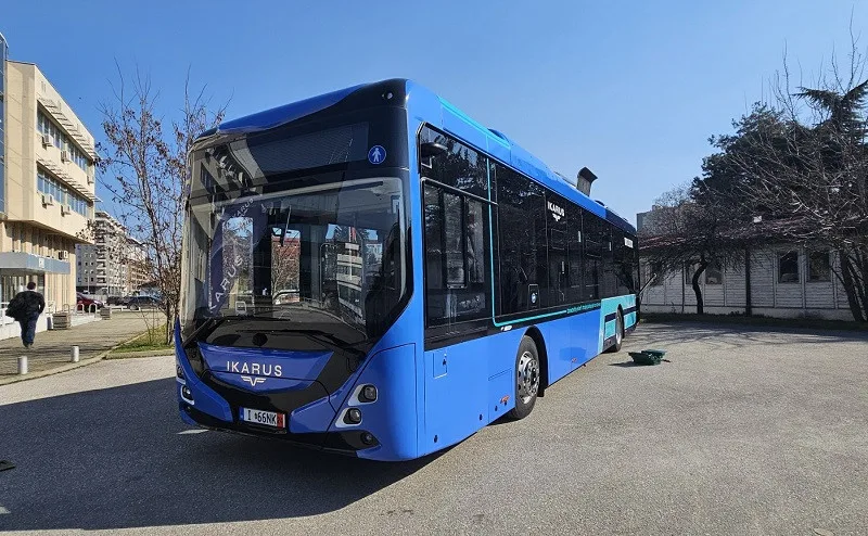 ikarus-avtobus-1.webp